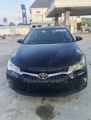 Toyota Camry 2017 Black