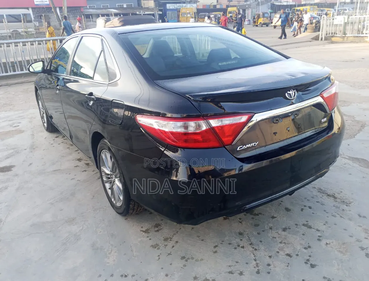 Toyota Camry 2017 Black