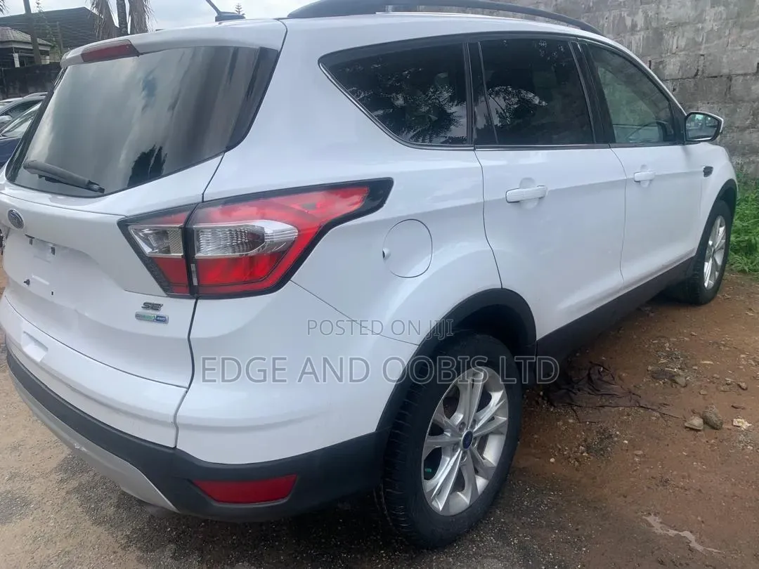 Ford Escape SE 4x4 2017 White