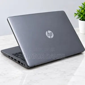 Laptop HP 15 16GB Intel Core i7 SSHD+SSD 512GB
