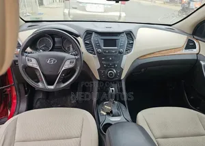 Hyundai Santa Fe 2016 Red
