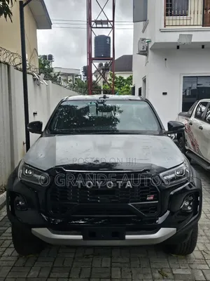 New Toyota Hilux GR SPORT II 2026 Black