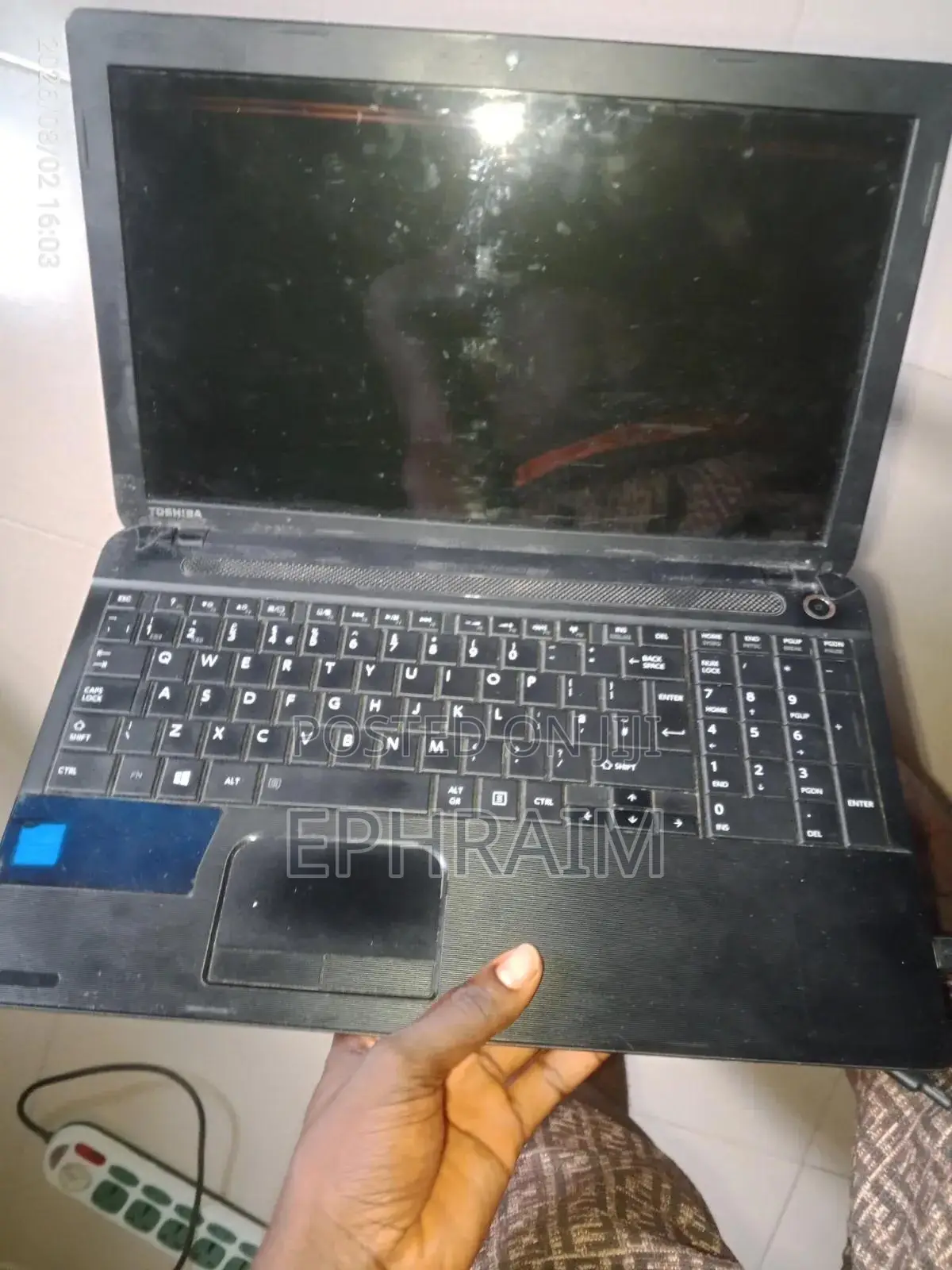 Laptop Toshiba C50 4GB Intel Pentium HDD 350GB
