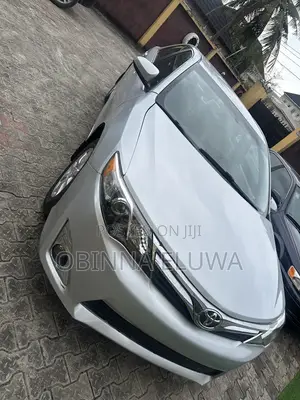 Toyota Camry LE 4dr Sedan (2.5L 4cyl 6A) 2012 Silver