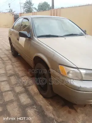 Toyota Camry Automatic 1999 Gray