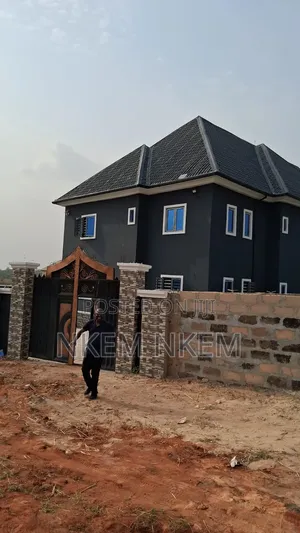 2bdrm Block of Flats in Awka for rent