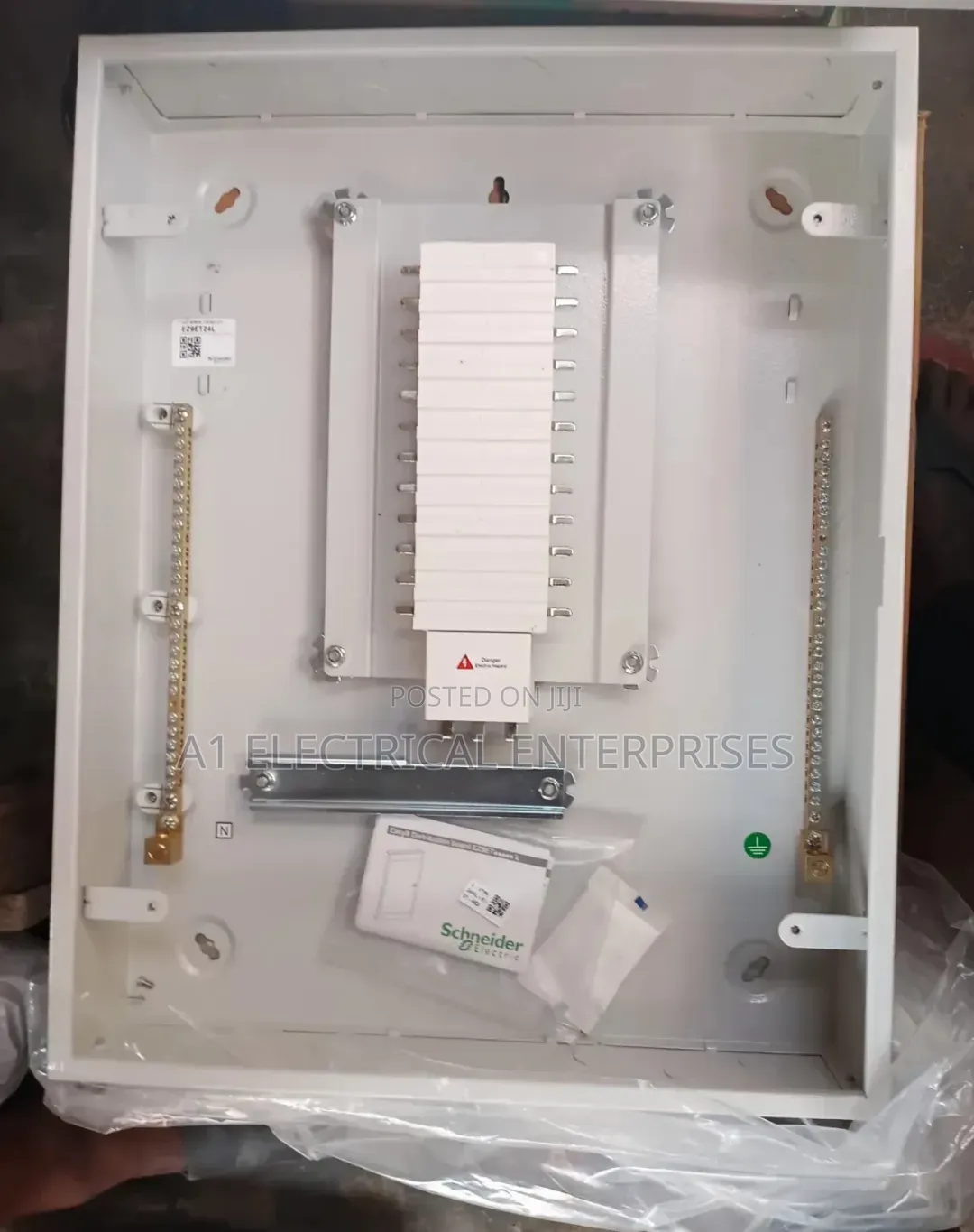D4 3phase Distribution Board Schneider