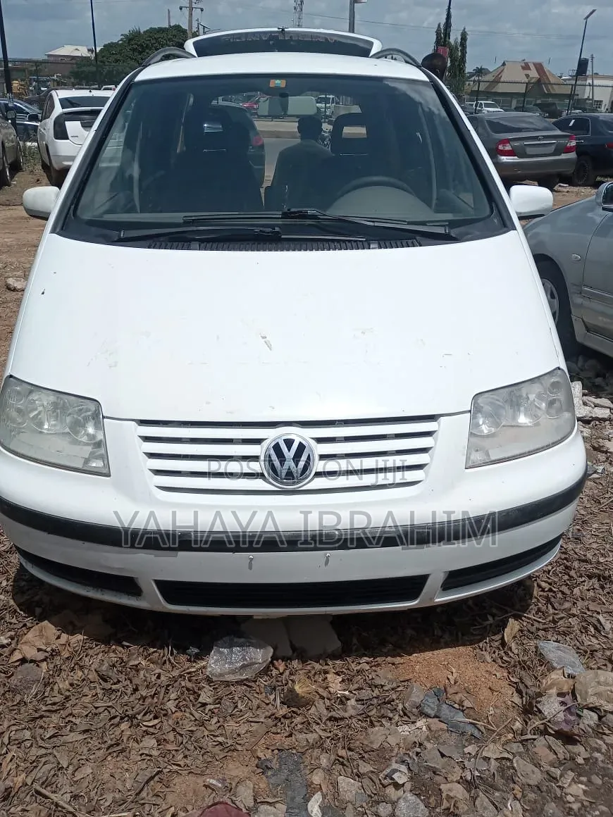 Volkswagen Transporter 2004 White