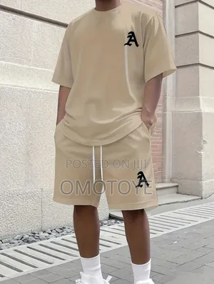 Men's Beige 2-Piece T-Shirt Short-Set Size L