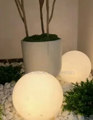Standing Wall Lamp for Fence