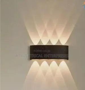 Up and Down Quality Light