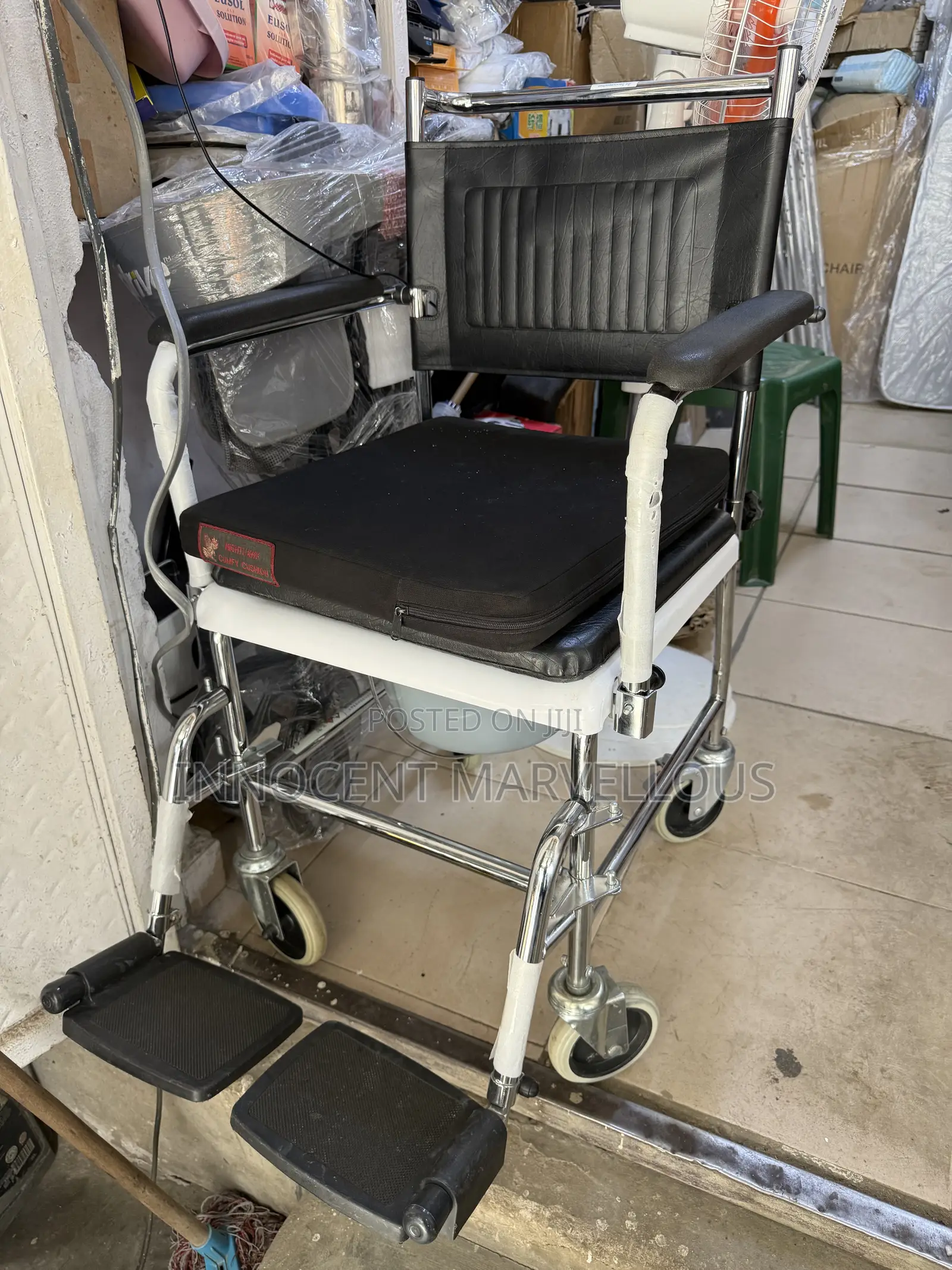 Stainless Pushing Commode Chair