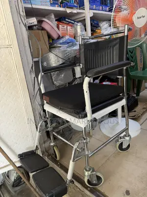 Stainless Pushing Commode Chair