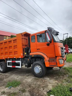 Tipper Dump Truck