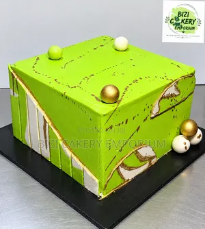 Beautiful Fondant Wedding Cakes and Birthday Cakes in Lagos