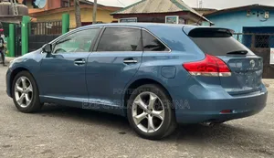 Toyota Venza 2010 Blue