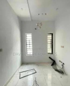 4bdrm Duplex in Chevron for rent