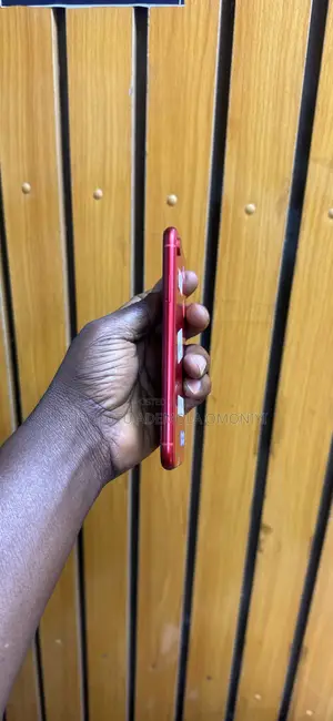 Apple iPhone XR 128 GB Red