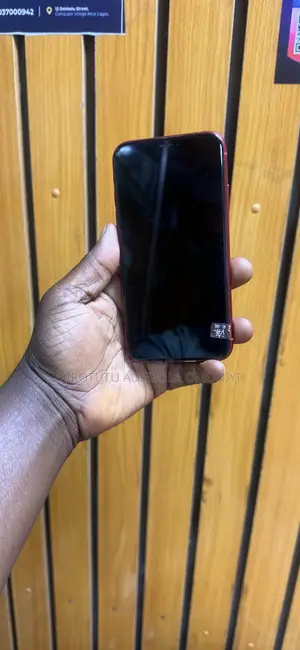 Apple iPhone XR 128 GB Red
