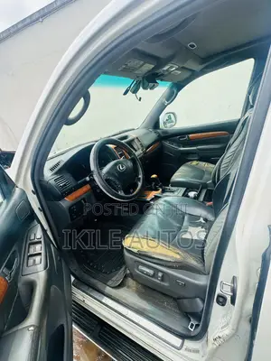 Lexus GX 470 Sport Utility 2005 White