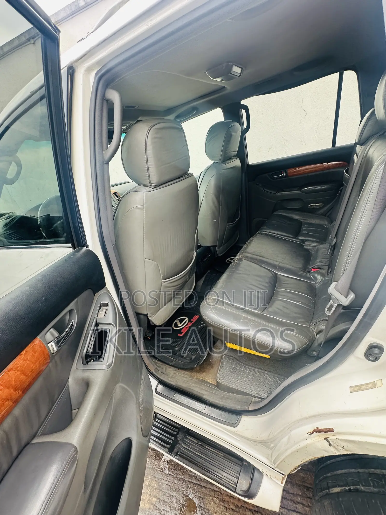 Lexus GX 470 Sport Utility 2005 White