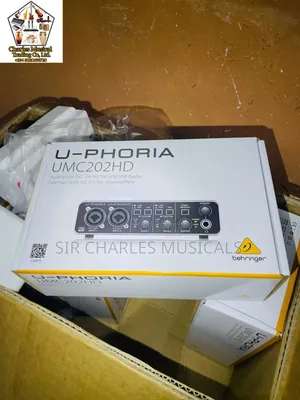 Behringer U-Phoria Umc202hd Studio Audio Interface