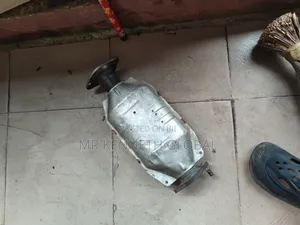 Catalyst Converter Mitsubishi Pajero 2005 2010 Model