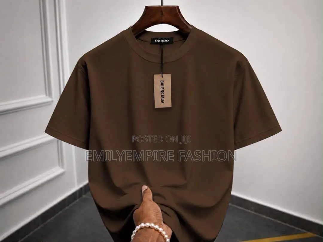 *Luxury Balanciaga Plain Polo