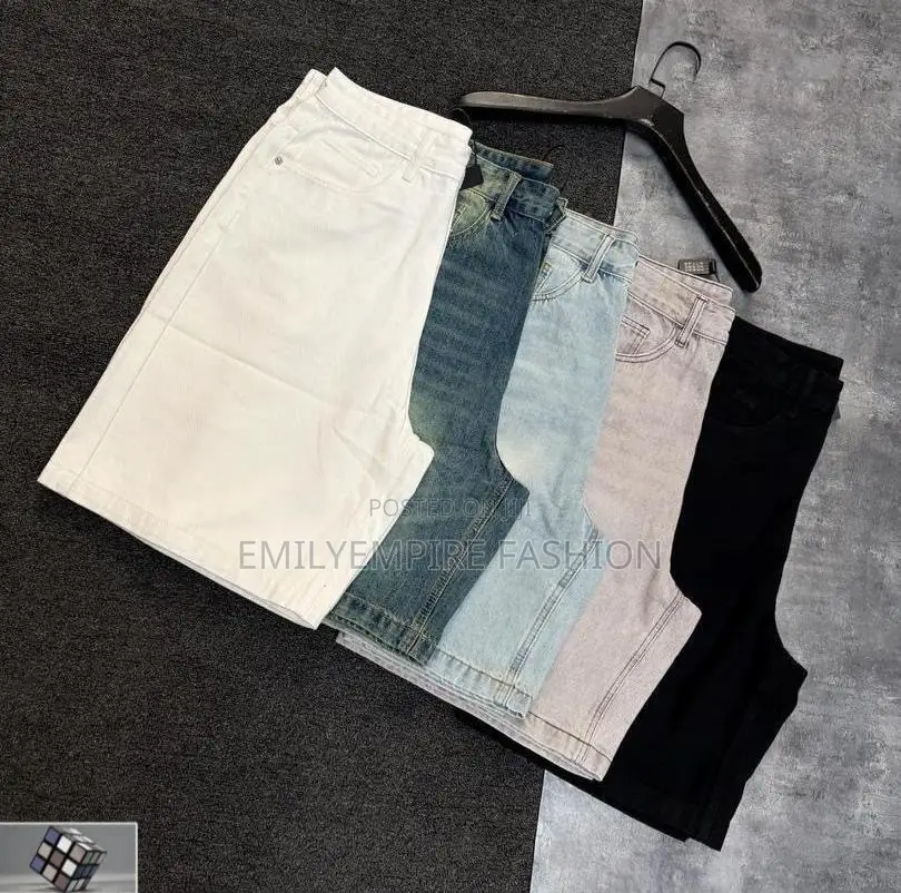 *Luxury Balanciaga Plain Polo