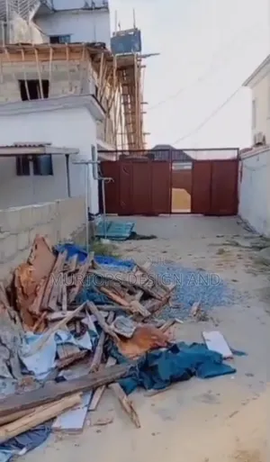 200sqm Land Behind a Building for Long Lease at Ilasan Inside an Est.