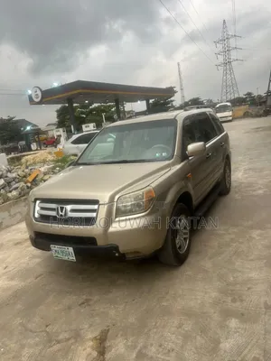 Honda Pilot 2006 Gold