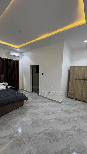 1 Bedroom Shared Services Apartment