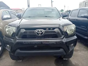 Toyota Tacoma 2015 Black