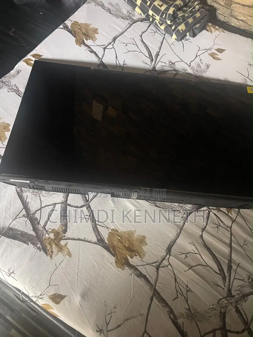 Hisense 43 Inches TV
