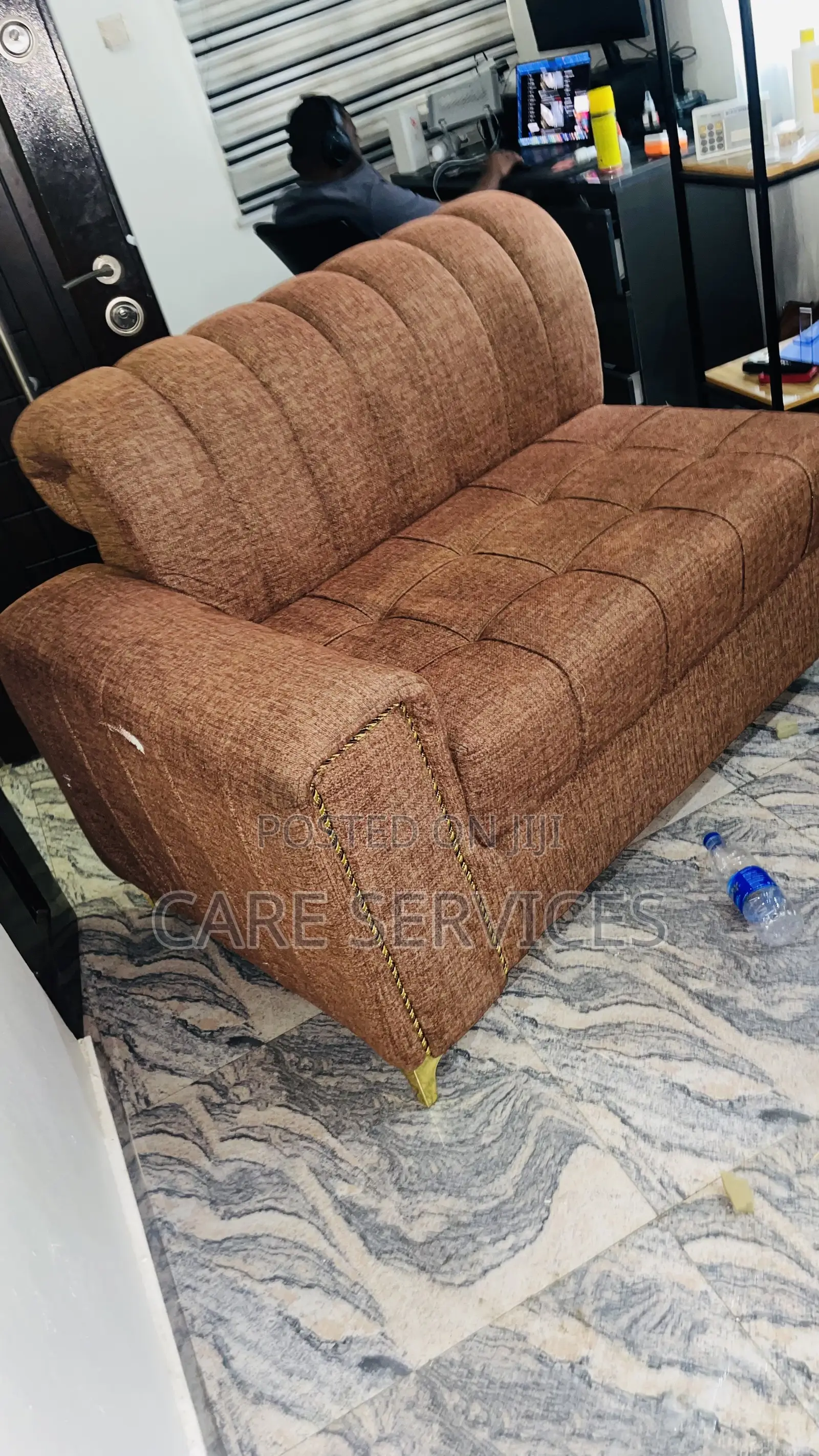 Experience Sofa Couch Cleaning Services