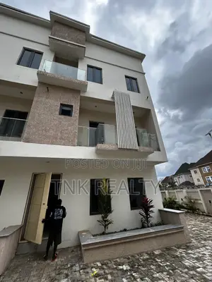 4bdrm Townhouse/Terrace in Jahi for sale
