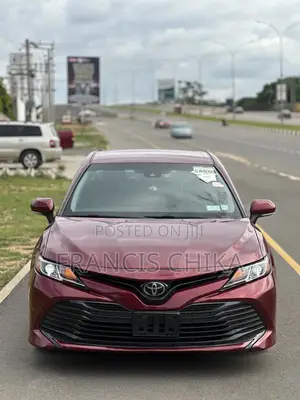 Toyota Camry 2018 Red