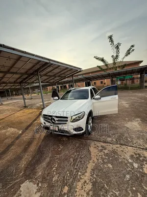 Mercedes-Benz GLC-Class 2018 White
