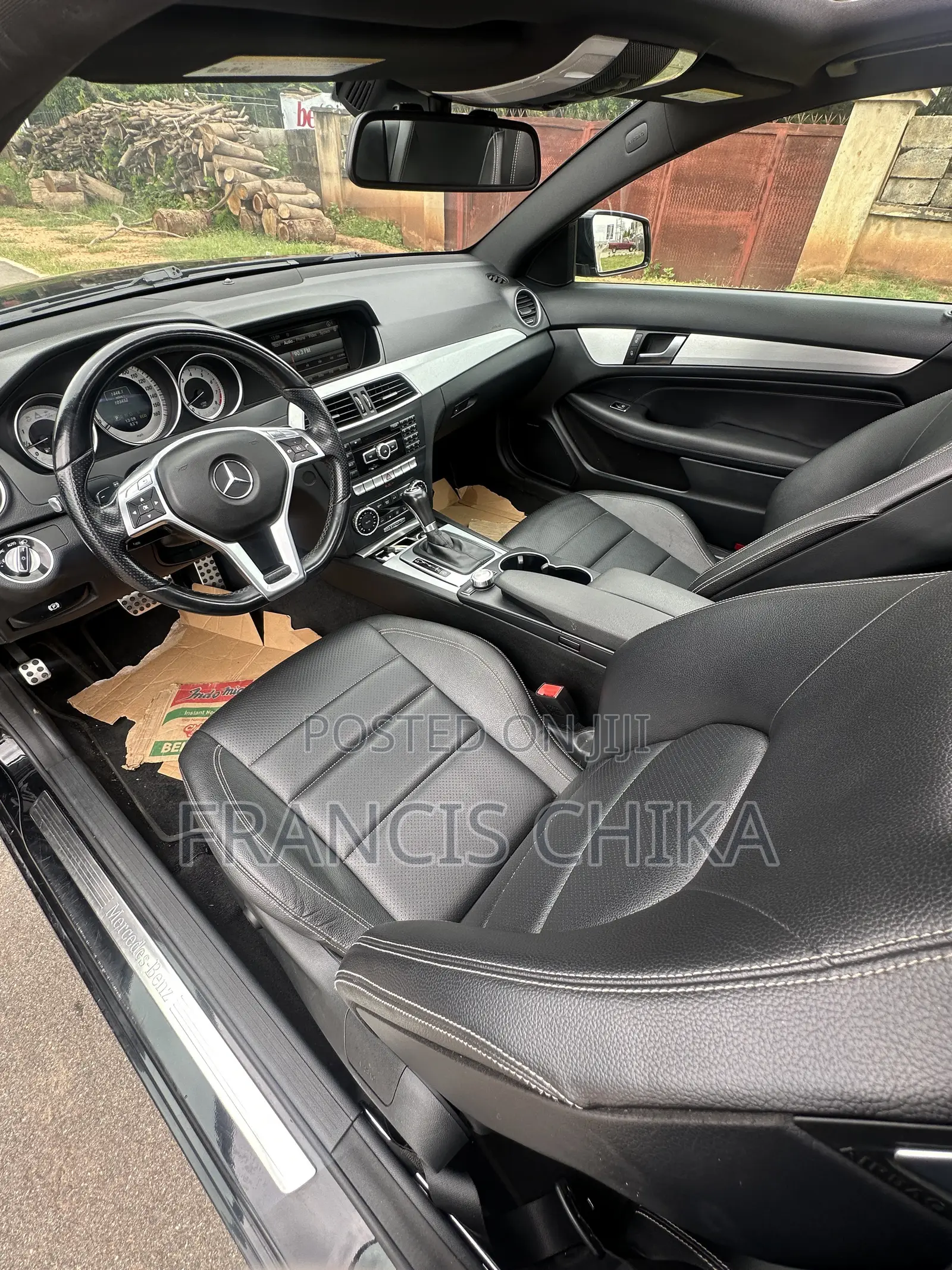 Mercedes-Benz C350 2014 Black