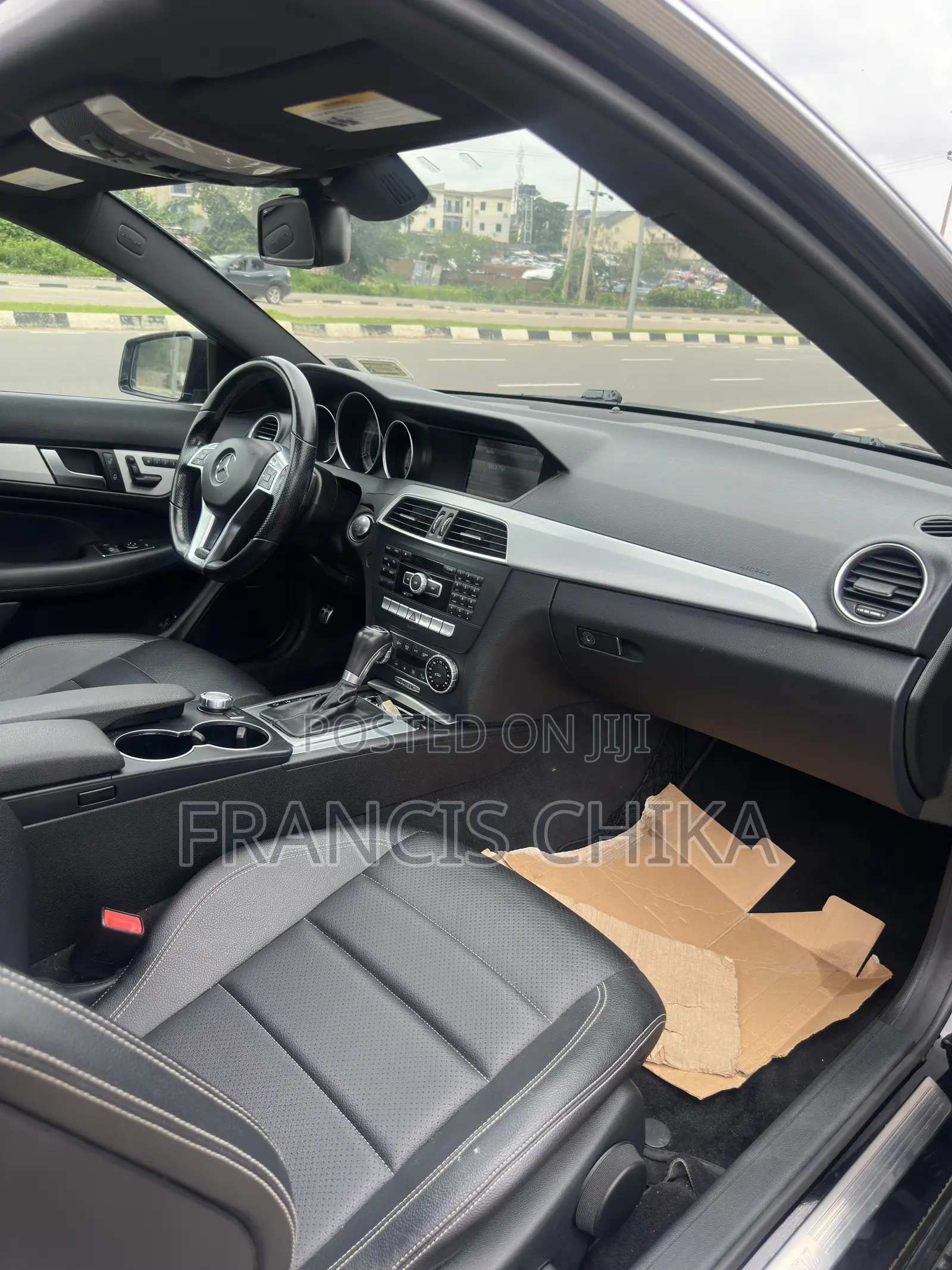 Mercedes-Benz C350 2014 Black