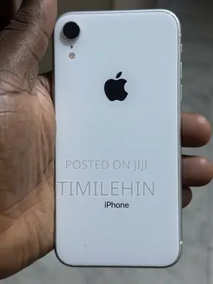Apple iPhone XR 64 GB White