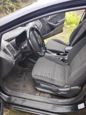 Kia Cerato 2013 Black