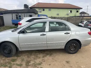Toyota Corolla 2005 Silver