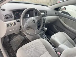 Toyota Corolla 2005 Silver