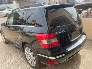 Mercedes-Benz GLK-Class 2010 Black