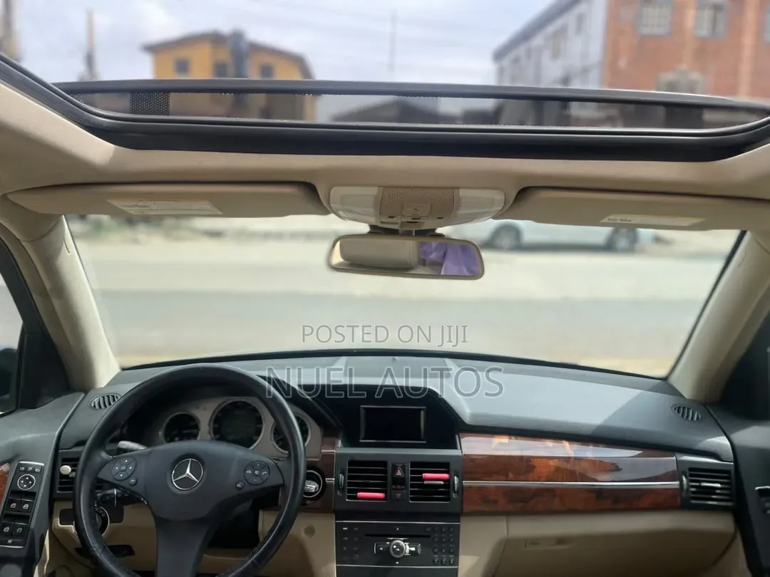 Mercedes-Benz GLK-Class 2010 Black