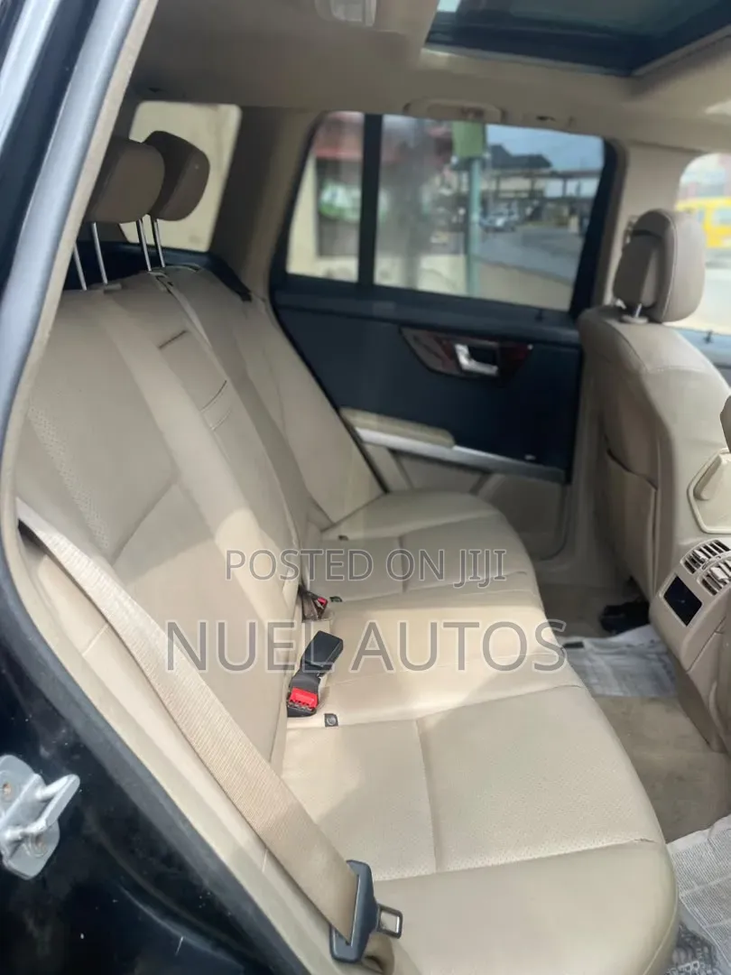 Mercedes-Benz GLK-Class 2010 Black