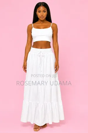 Elegant, Classy and Effortlessly Beautiful Two Piece