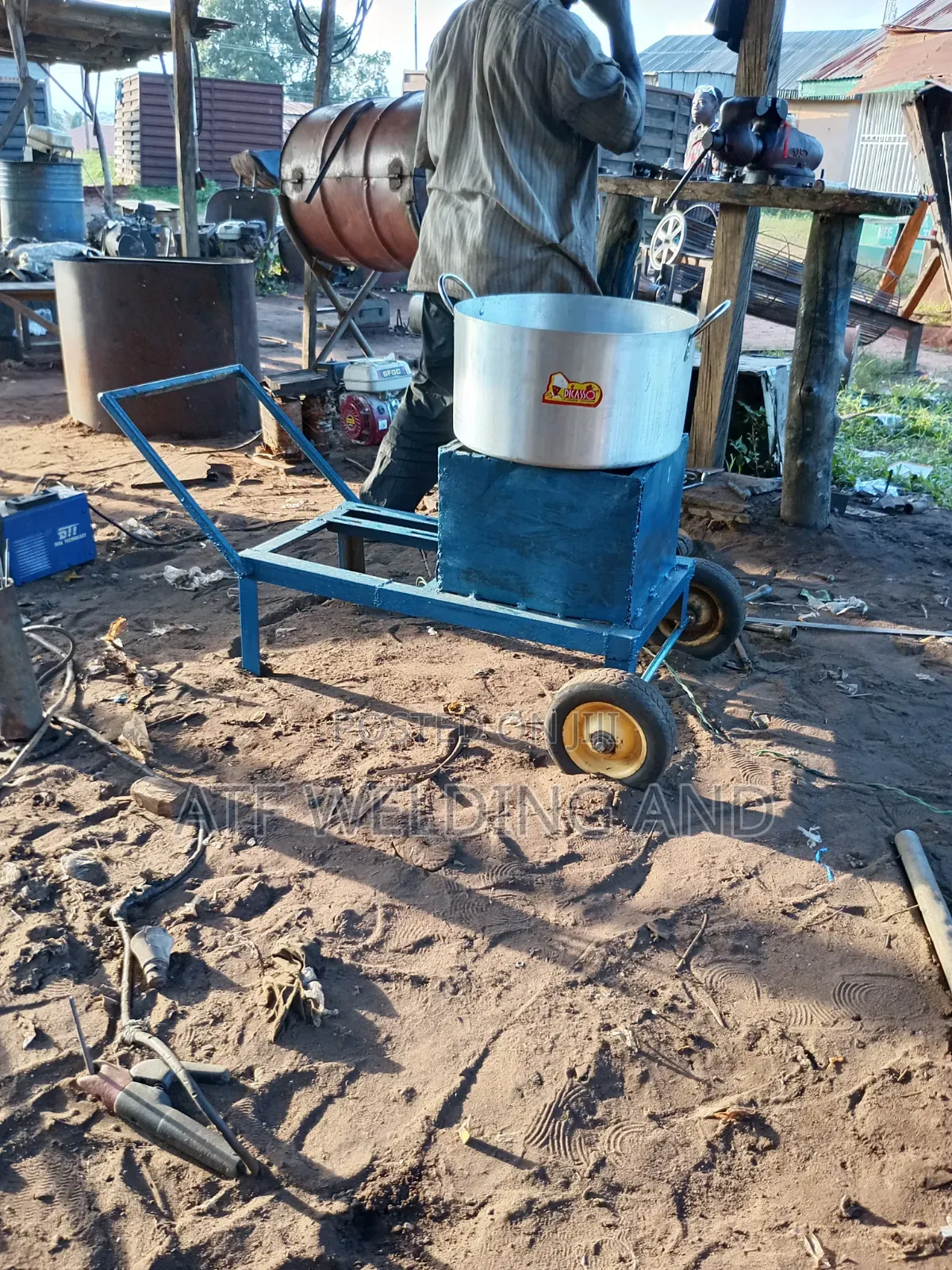 Pounding Machine