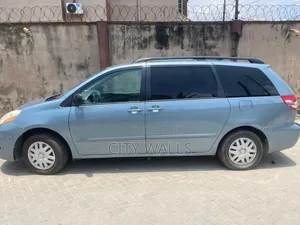 Toyota Sienna 2009